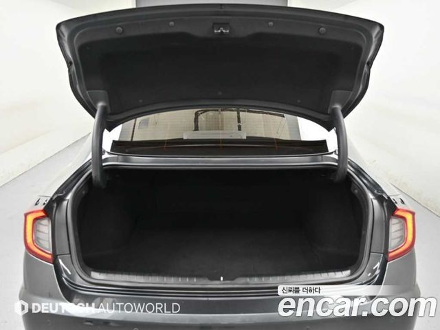Hyundai Sonata 2023 — photo 19
