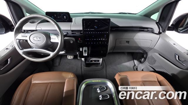 Hyundai Staria 2022 — photo 10