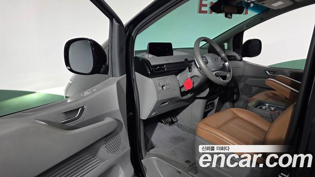 Hyundai Staria 2022 — photo 13