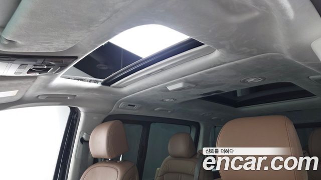 Hyundai Staria 2022 — photo 23