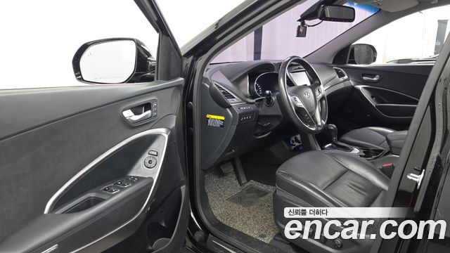 Hyundai Santafe 2016 — photo 13