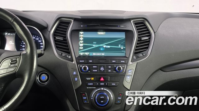Hyundai Santafe 2016 — photo 20