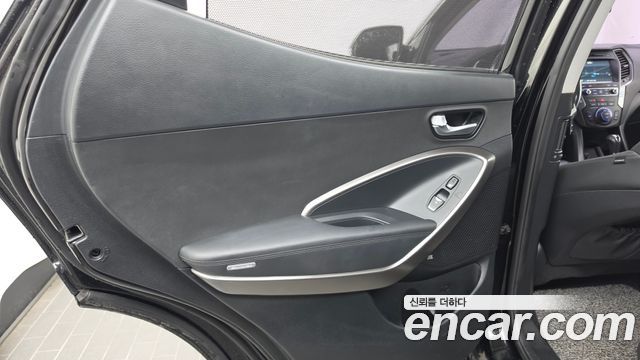 Hyundai Santafe 2016 — photo 15