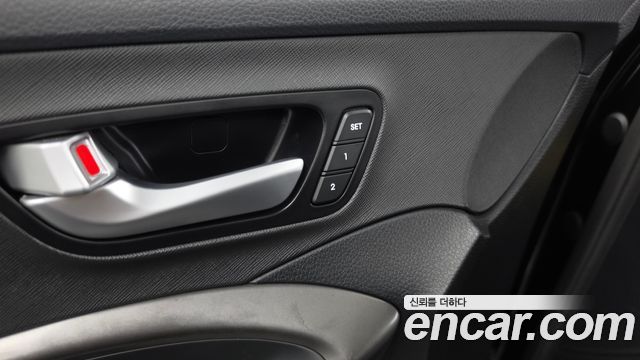 Hyundai Santafe 2016 — photo 29