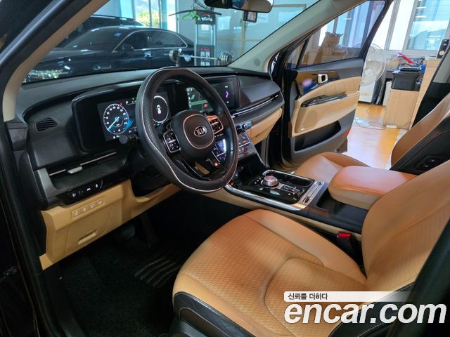 Kia Canival 2021 — photo 6