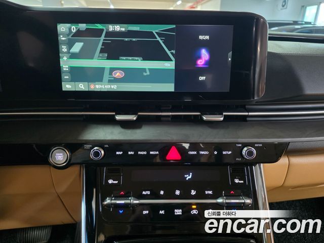 Kia Canival 2021 — photo 15