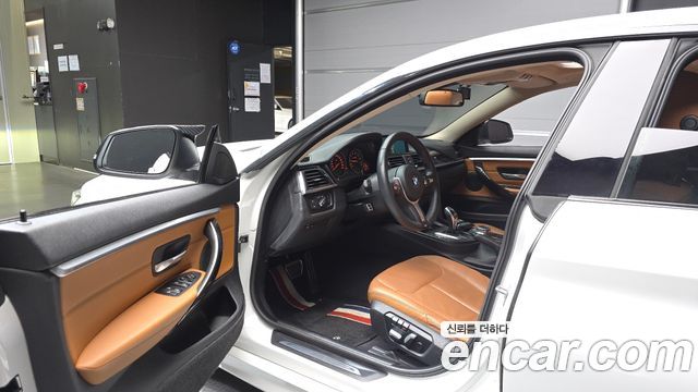 BMW 4-Series 2018 — photo 13