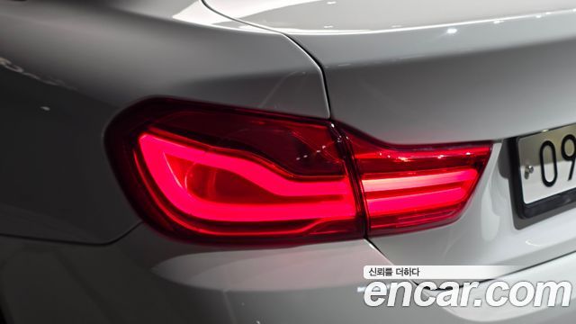 BMW 4-Series 2018 — photo 9