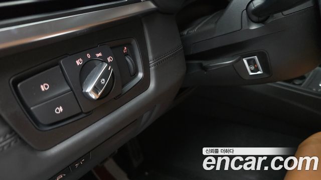 BMW 4-Series 2018 — photo 28
