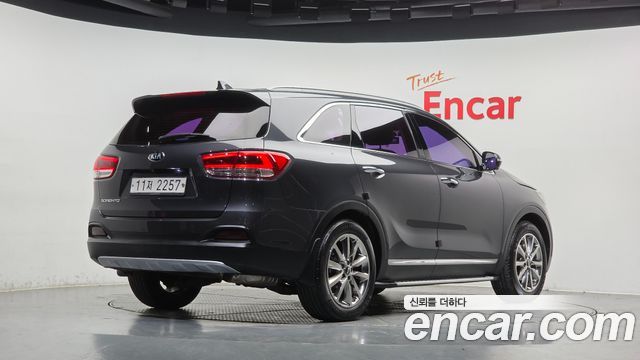 Kia Sorento 2015 — photo 2
