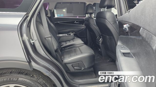 Kia Sorento 2015 — photo 18