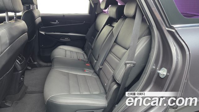 Kia Sorento 2015 — photo 16