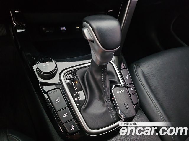 Kia Seltos 2023 — photo 9