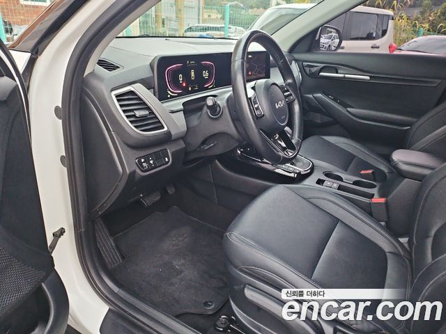 Kia Seltos 2023 — photo 10