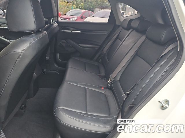 Kia Seltos 2023 — photo 12