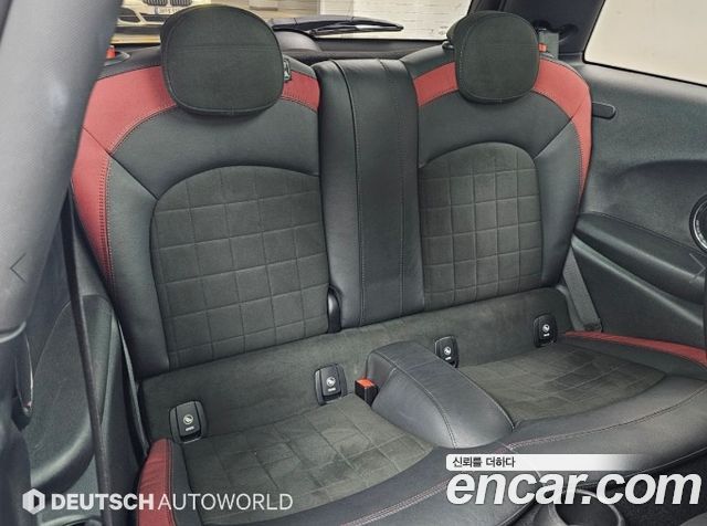 Mini Cooper 2019 — photo 12