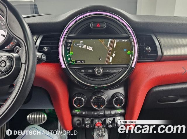 Mini Cooper 2019 — photo 14