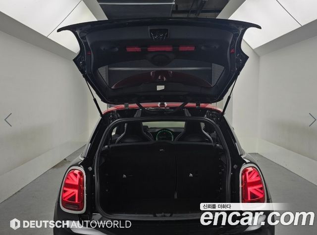 Mini Cooper 2019 — photo 19