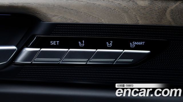Genesis G90 2021 — photo 16