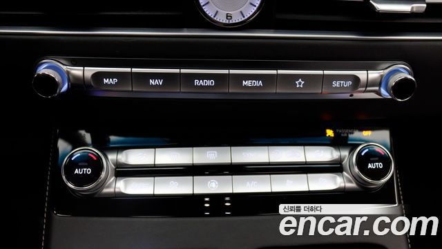Genesis G90 2021 — photo 20