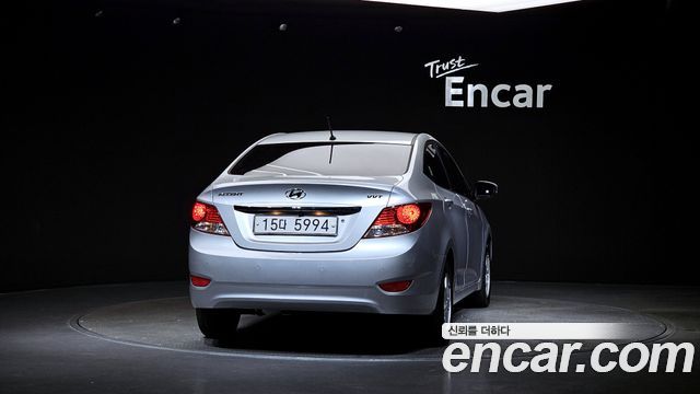 Hyundai Accent 2011 — photo 4