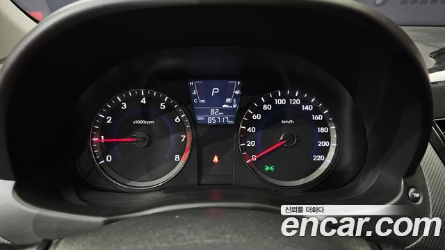 Hyundai Accent 2011 — photo 8