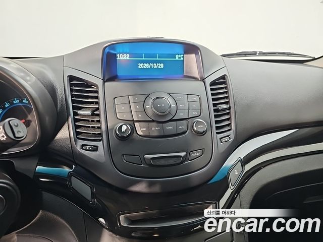 Chevrolet Korea Orlando 2012 — photo 14