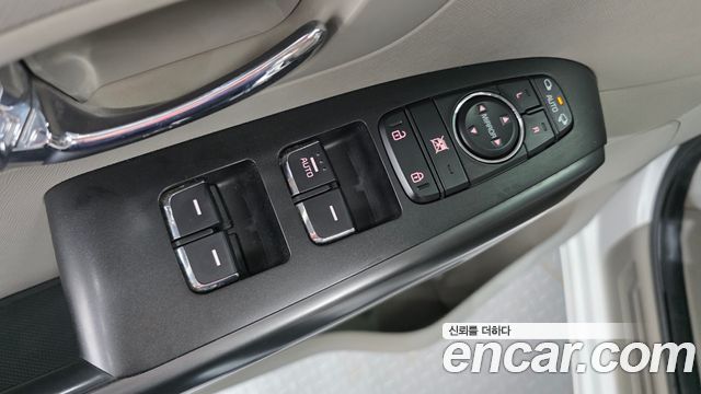 Kia Canival 2019 — photo 11
