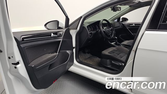 Volkswagen Golf 2015 — photo 10
