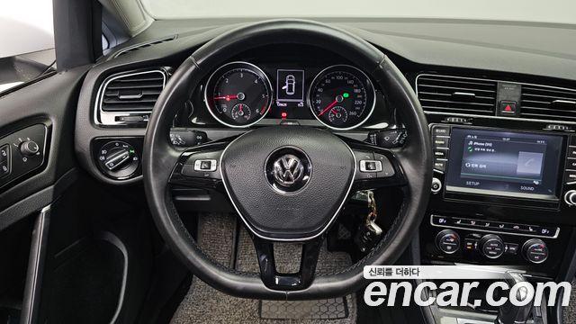 Volkswagen Golf 2015 — photo 13
