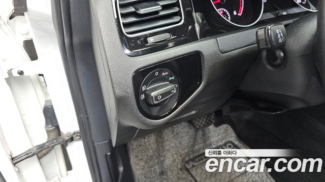 Volkswagen Golf 2015 — photo 18