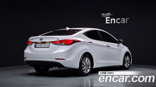 Hyundai AVANTE 2016 — photo 2