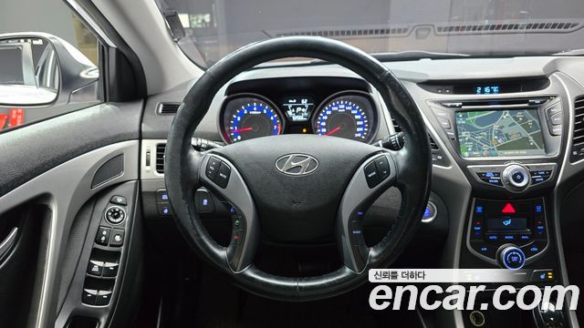 Hyundai AVANTE 2016 — photo 19
