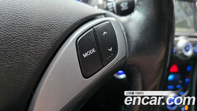 Hyundai AVANTE 2016 — photo 27