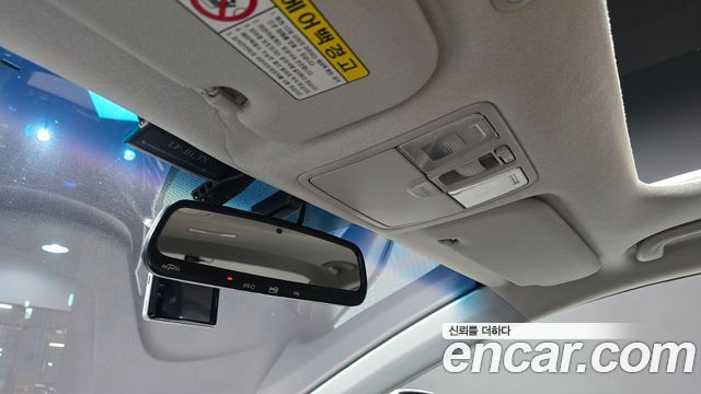 Hyundai AVANTE 2016 — photo 28