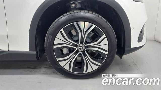 Mercedes-Benz EQE 2026 — photo 5