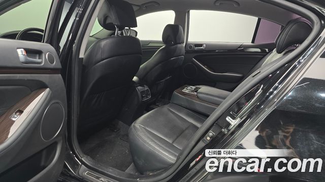 Kia K7 2016 — photo 17