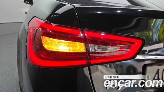 Kia K7 2016 — photo 9