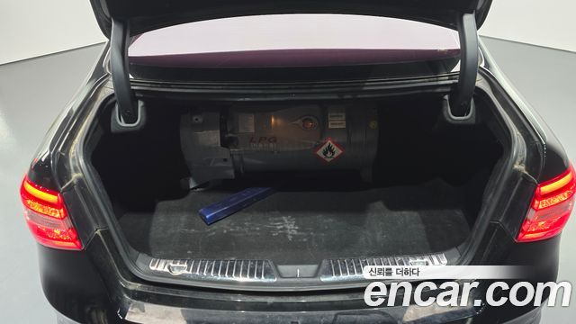 Kia K7 2016 — photo 27