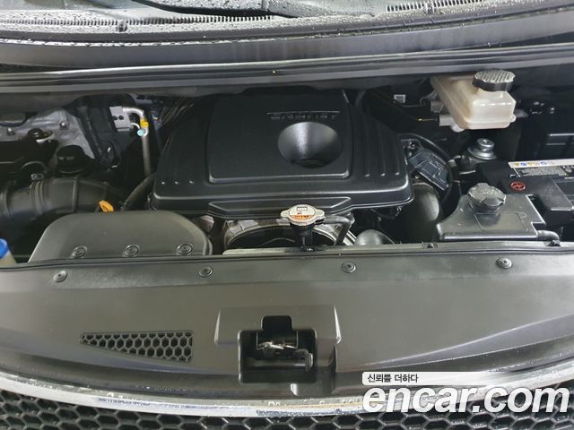 Hyundai Starex 2015 — photo 10