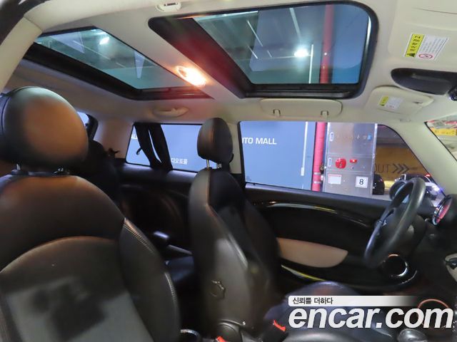 Mini Cooper 2013 — photo 16