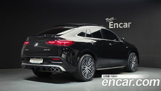 Mercedes-Benz GLE-Class 2025 — photo 2