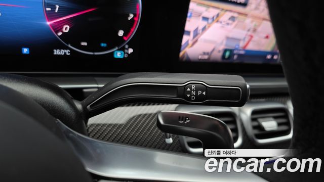 Mercedes-Benz GLE-Class 2025 — photo 9