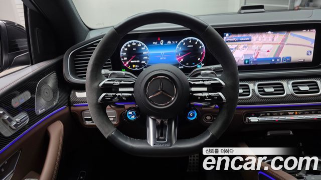 Mercedes-Benz GLE-Class 2025 — photo 13