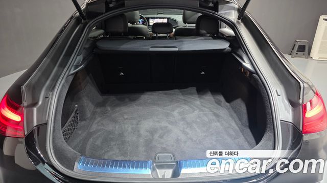 Mercedes-Benz GLE-Class 2025 — photo 19