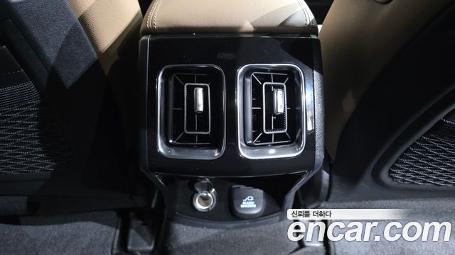 Kia Sorento 2024 — photo 32