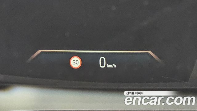 BMW 5-Series 2026 — photo 25