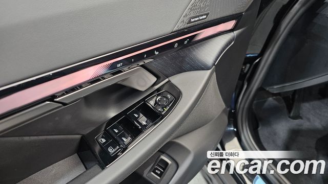 BMW 5-Series 2026 — photo 27