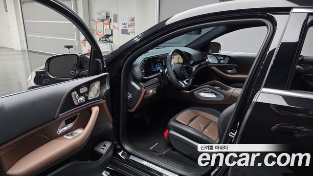 Mercedes-Benz GLE-Class 2025 — photo 10