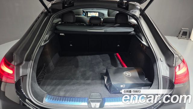 Mercedes-Benz GLE-Class 2025 — photo 20
